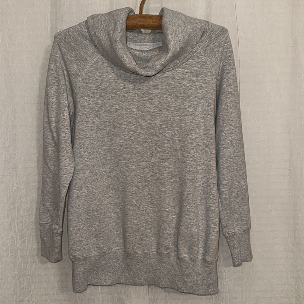 Motherhood Maternity S Gray Heather French Terry Cloth Cowlneck Sweatshirt